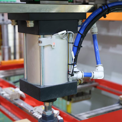 3 Servo Drived Big Plastic Pallet Hot Plate Welding Equipment with left and right sliding table