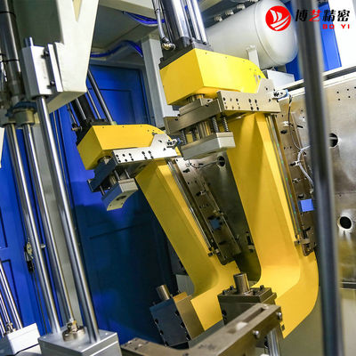 Automotive Bumper Punching Welding Machine Car Bumper Soldering Machine